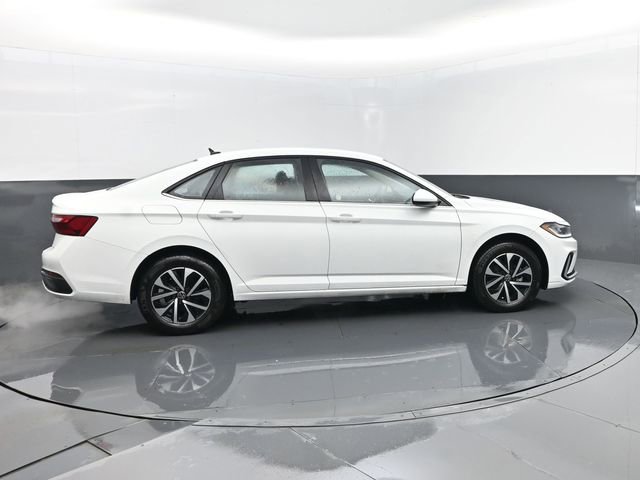Used 2025 Volkswagen Jetta S FWD image 4