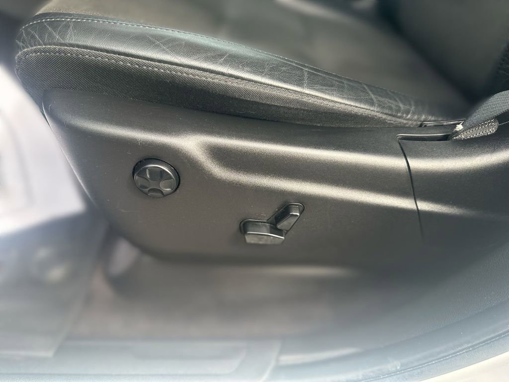 Used 2019 Jeep Grand Cherokee Altitude image 14