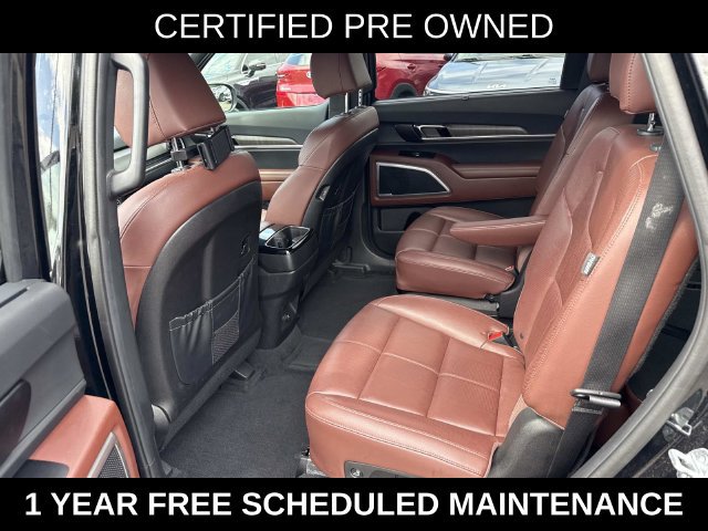 Used 2024 Kia Telluride EX w/ EX Captain's Chair Package FWD image 17