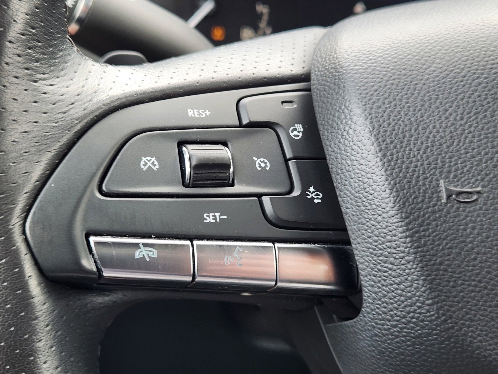 Certified 2023 Cadillac XT4 Sport w/ Cold Weather Package FWD image 23