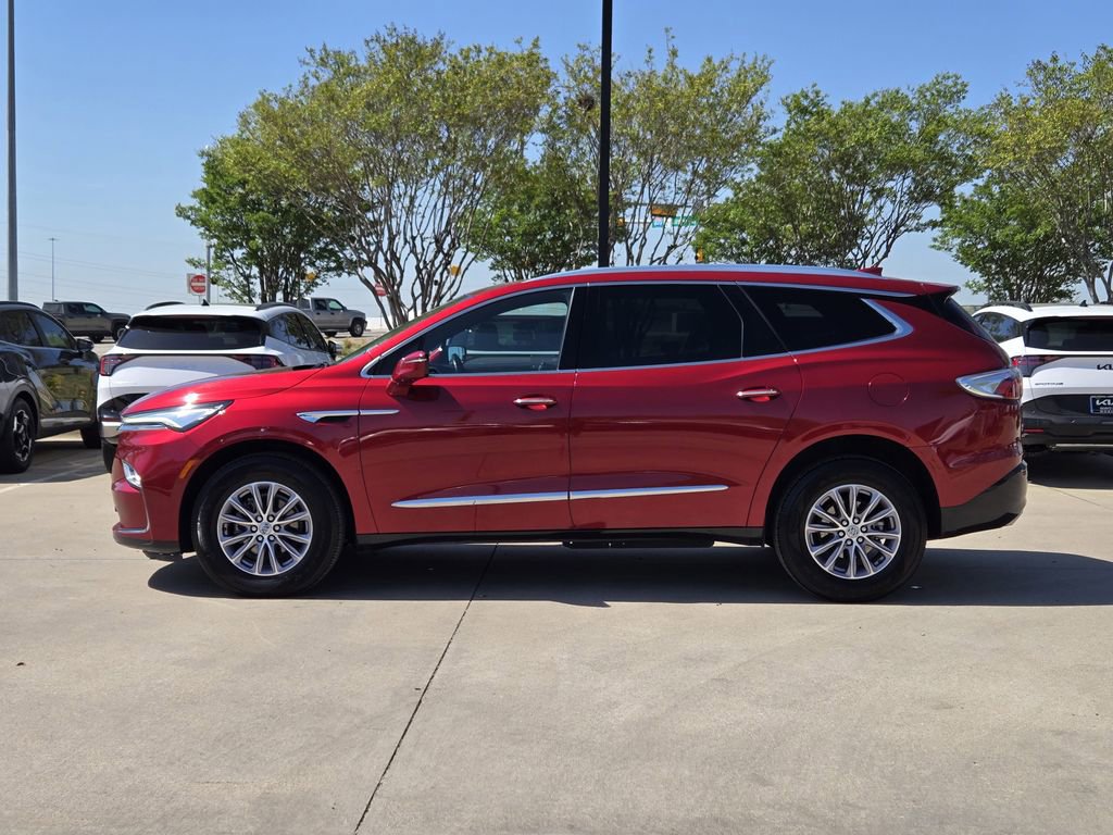Used 2024 Buick Enclave Premium image 12