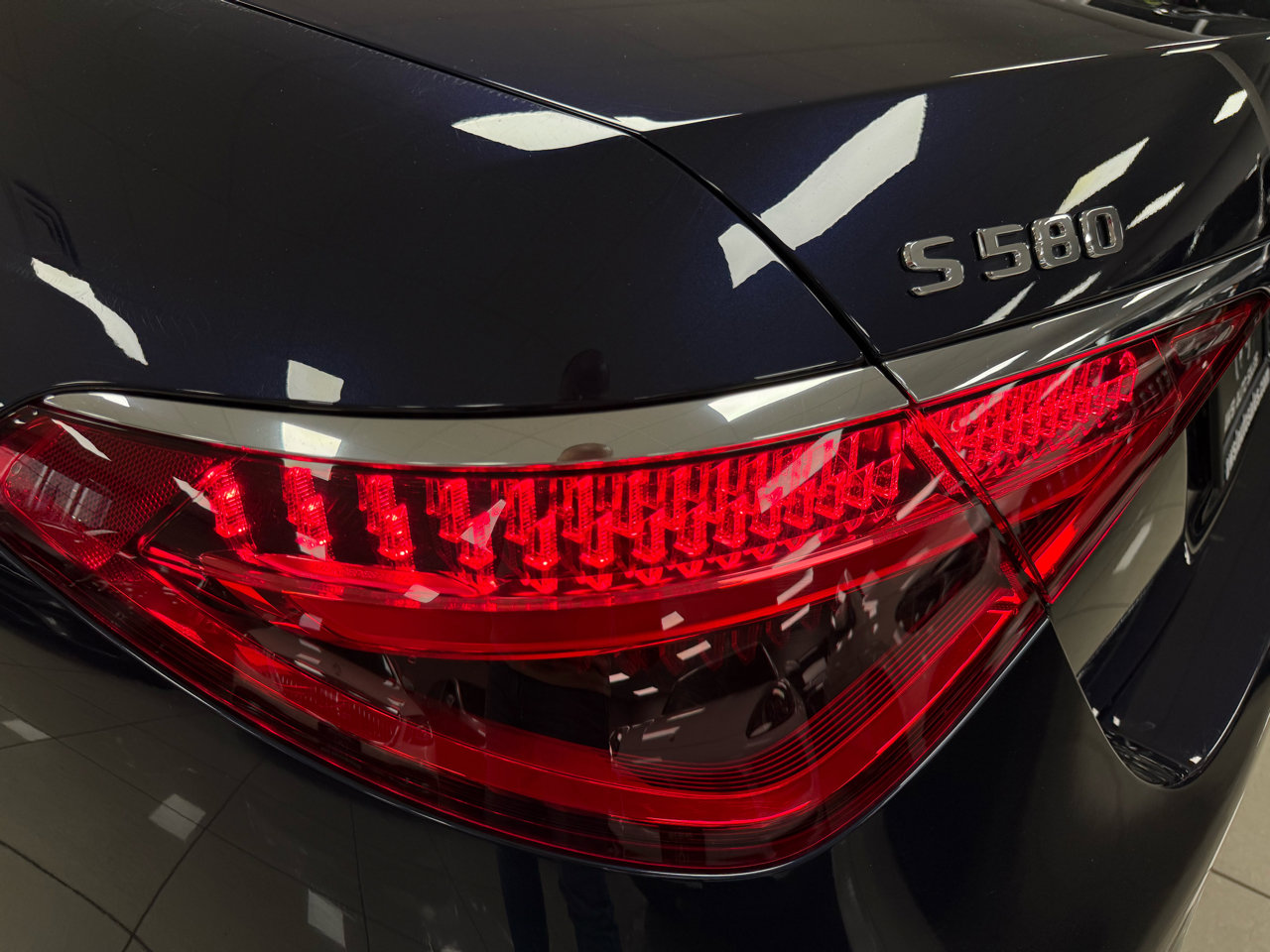 Used 2022 Mercedes-Benz S 580 4MATIC Sedan image 38