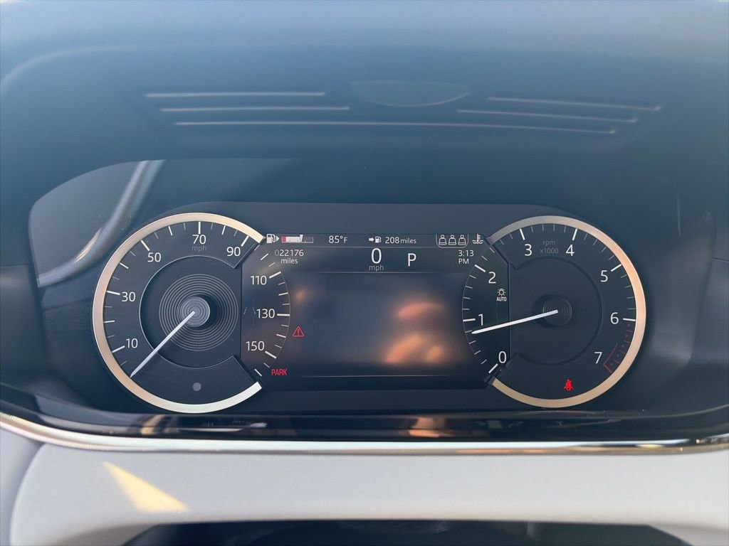 Used 2023 Land Rover Range Rover Evoque R-Dynamic SE image 13