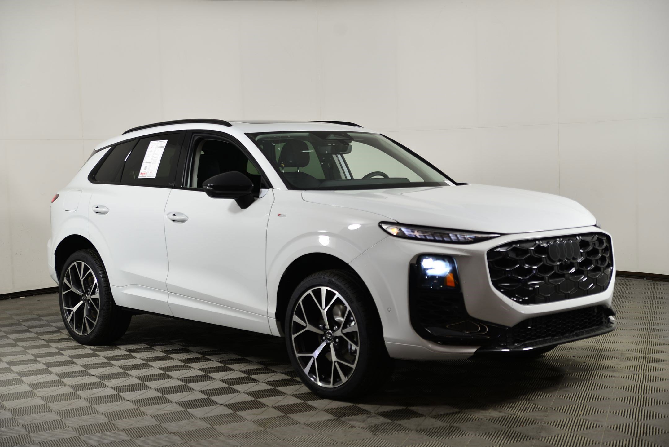 New 2026 Audi Q3 quattro 2.0T image 6