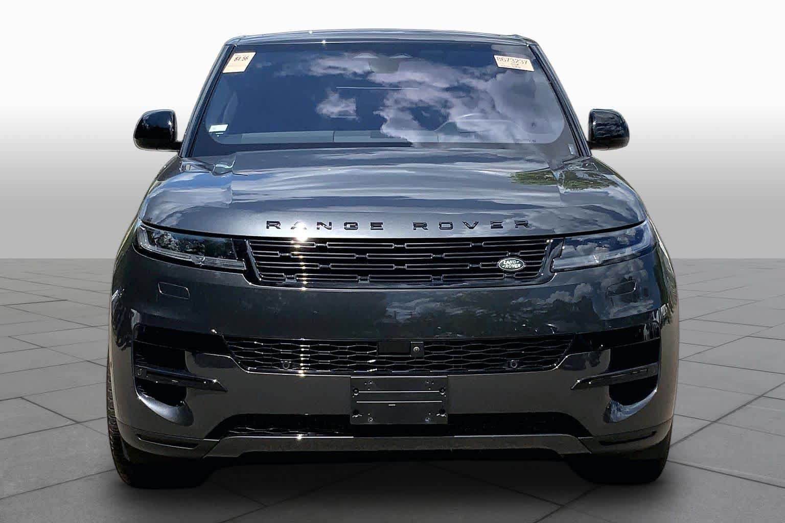 Used 2023 Land Rover Range Rover Sport SE AWD/4WD image 4
