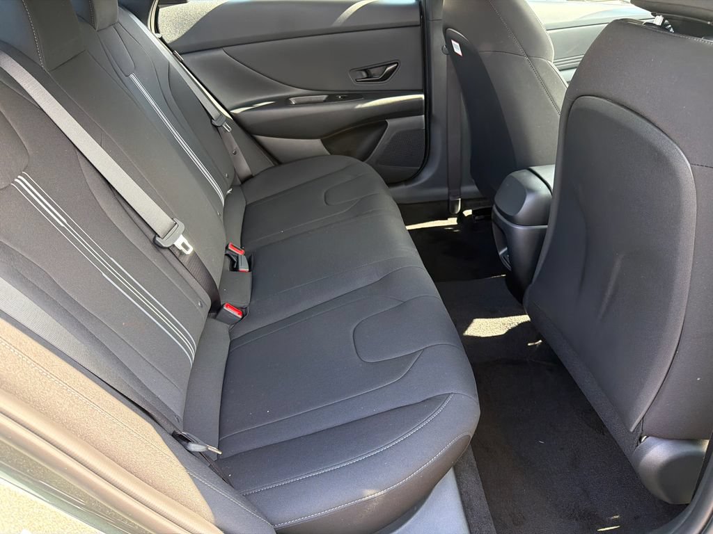New 2026 Hyundai Elantra Sport FWD image 16