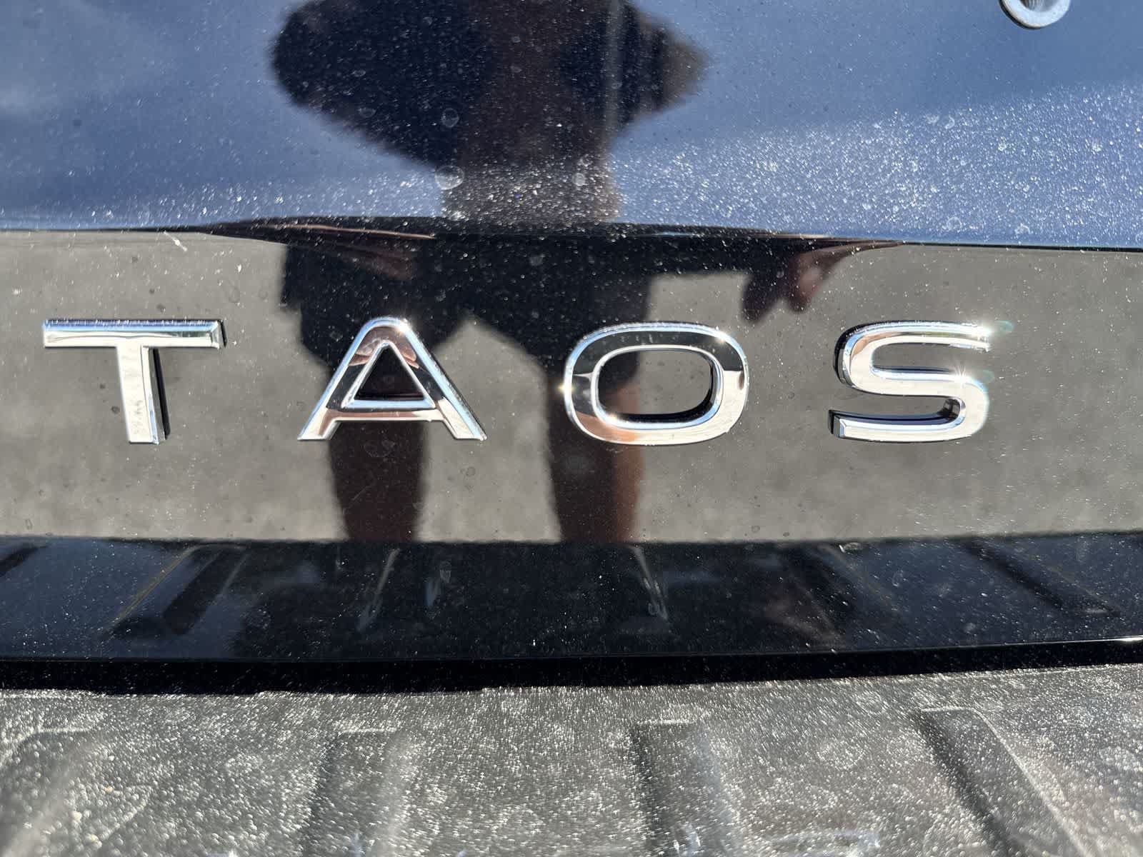 Used 2026 Volkswagen Taos S FWD image 19
