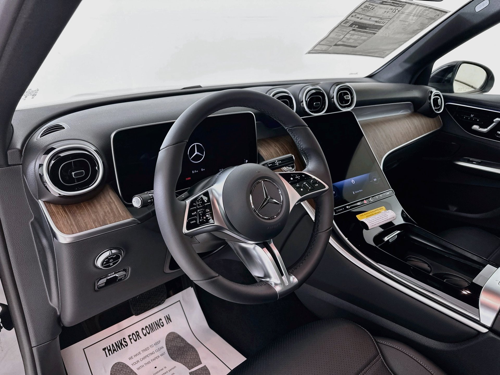 New 2027 Mercedes-Benz GLC 300 image 10