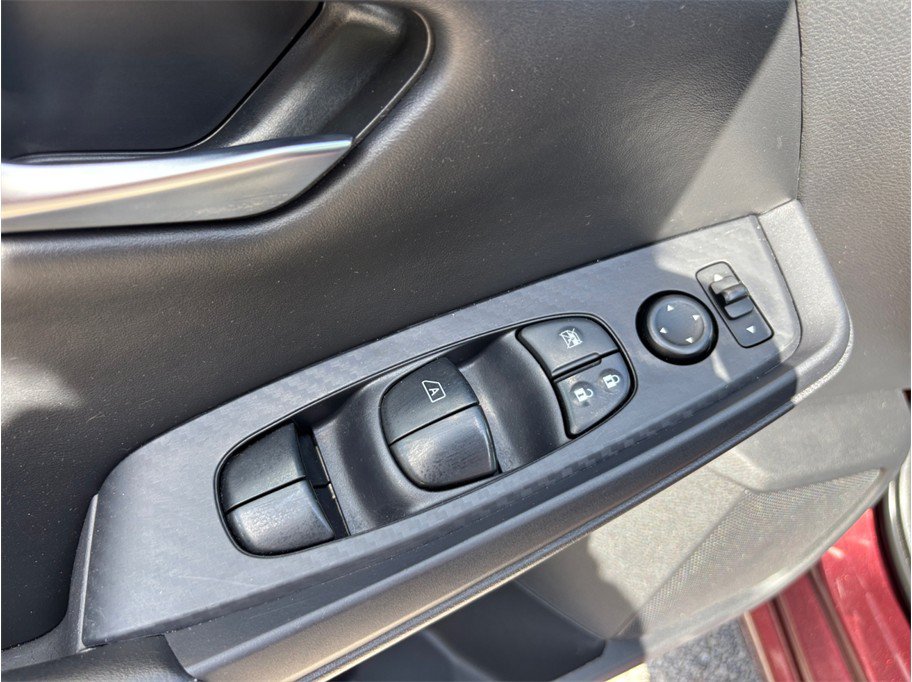 Used 2024 Nissan Sentra SV FWD image 20