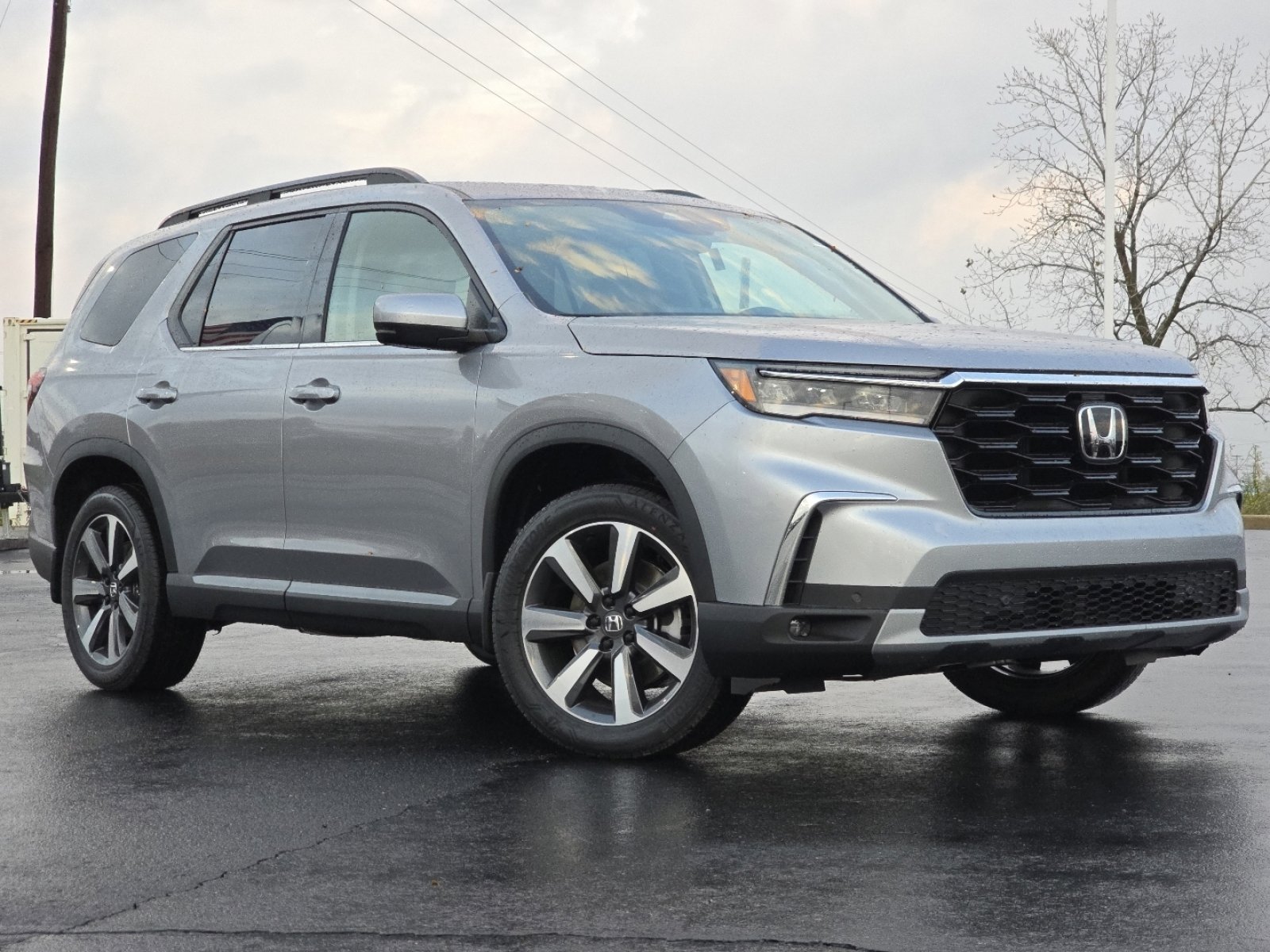 New 2025 Honda Pilot Touring video 2