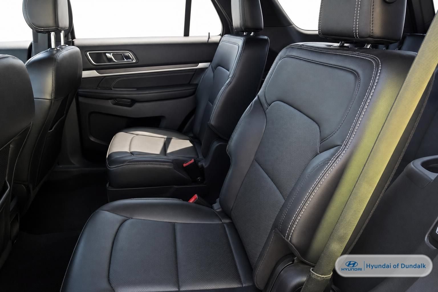 Used 2017 Ford Explorer Limited w/ Equipment Group 303A AWD/4WD image 12