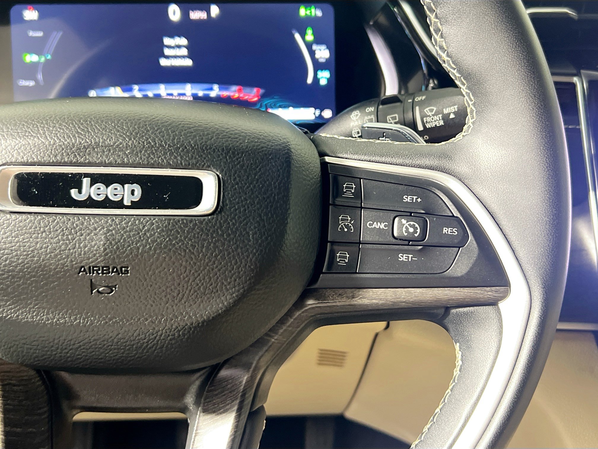 Used 2024 Jeep Grand Cherokee Limited 4xe AWD/4WD image 19