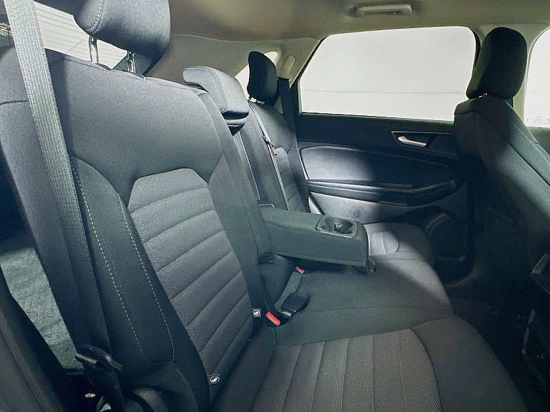 Used 2024 Ford Edge SE w/ Black Appearance Package image 25