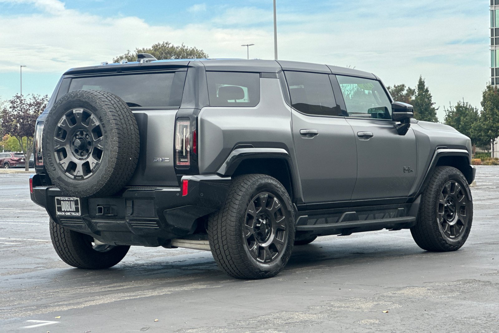 Used 2026 GMC Hummer EV 3X w/ Carbon Fiber Edition Package AWD/4WD image 4