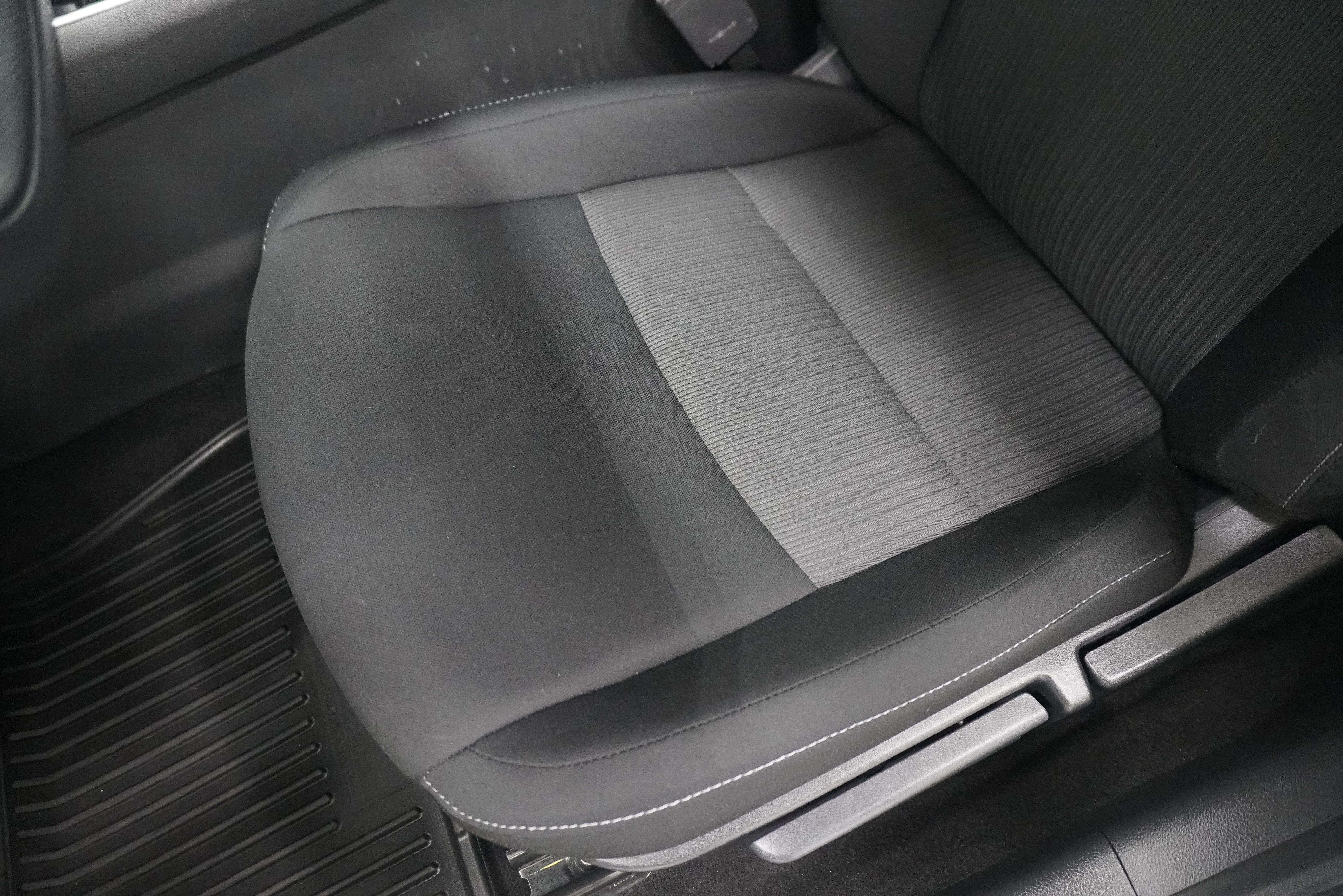Used 2023 Nissan Sentra SV FWD image 12
