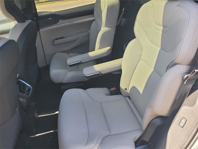 New 2025 Volvo EX90 Ultra w/ Protection Package Premier image 29
