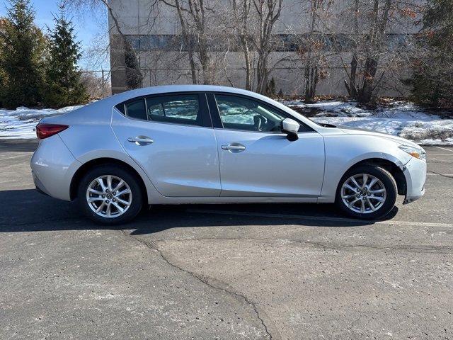 Used 2018 MAZDA MAZDA3 Sport w/ Preferred Equipment Package image 4