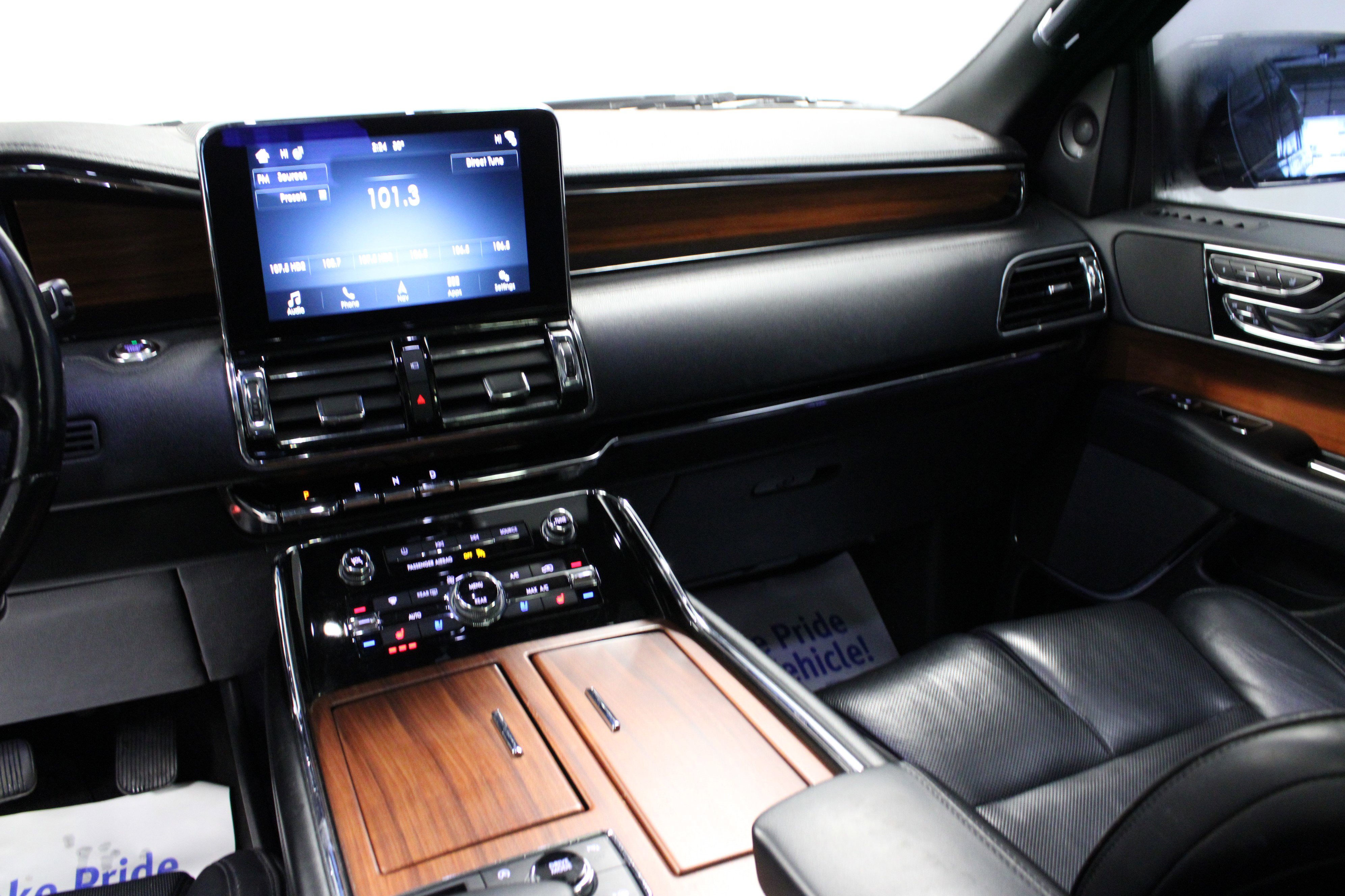 Used 2019 Lincoln Navigator L Select w/ Technology Package image 20