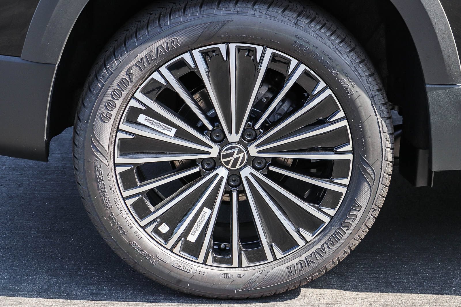 New 2026 Volkswagen Taos SE FWD image 11
