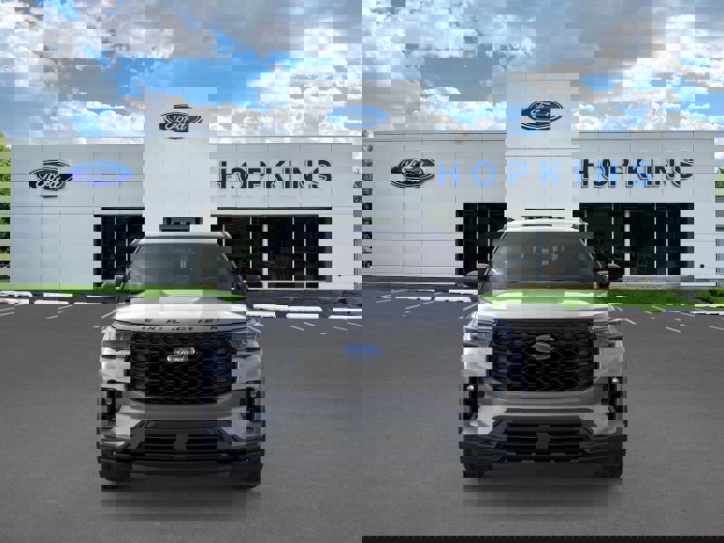 New 2026 Ford Explorer ST-Line w/ ST-Line Street Pack image 6