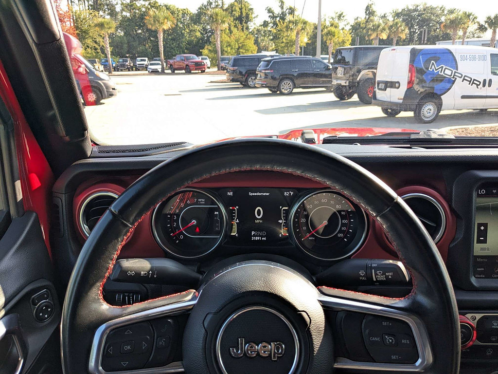 Used 2022 Jeep Wrangler Unlimited Rubicon w/ LED Lighting Group AWD/4WD image 30