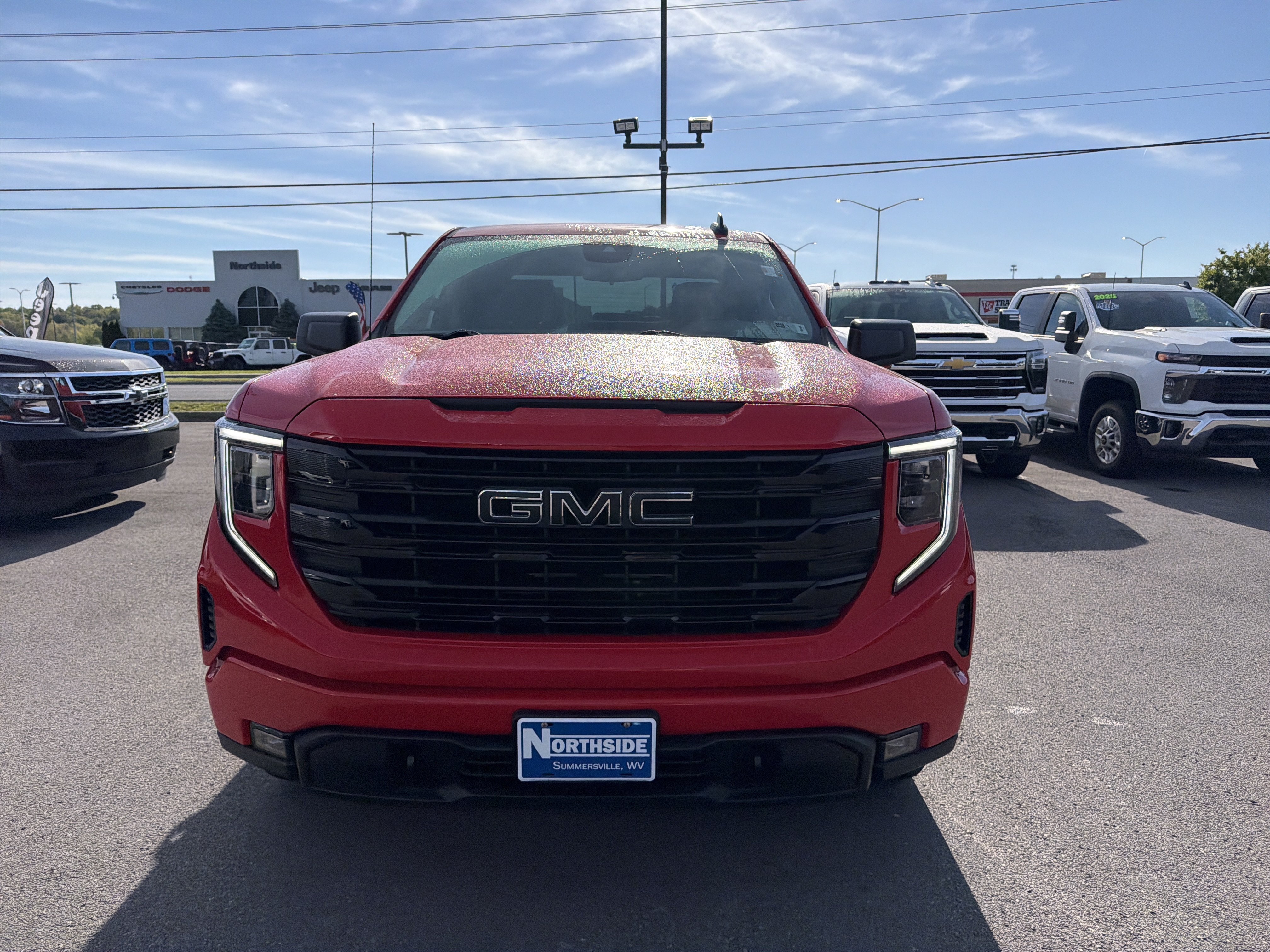Used 2024 GMC Sierra 1500 Elevation AWD/4WD image 2