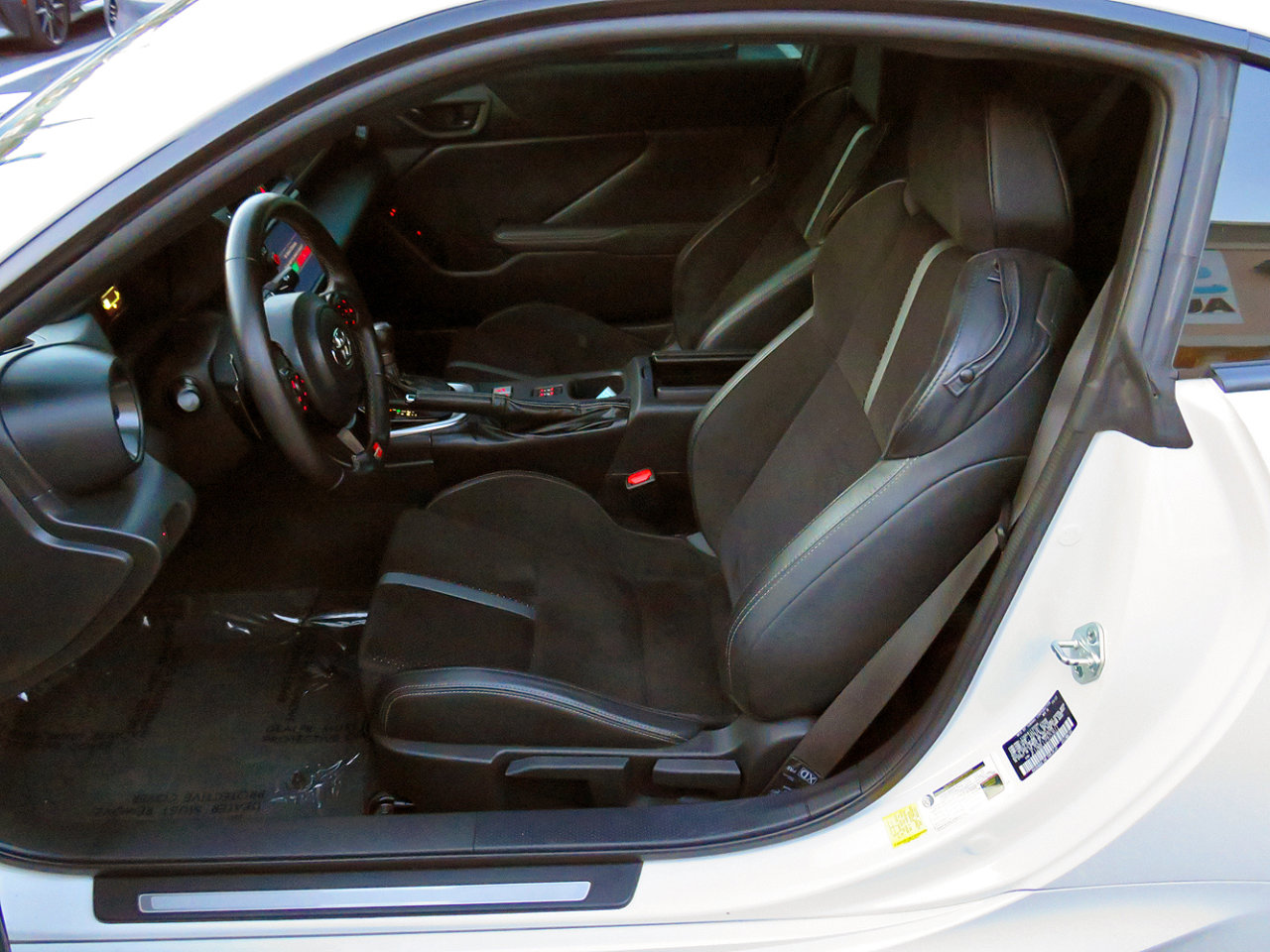 Used 2023 Toyota GR86 Premium image 11