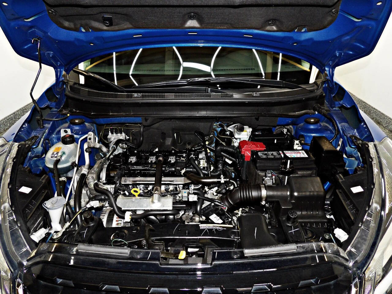 Used 2024 Nissan Kicks S image 23