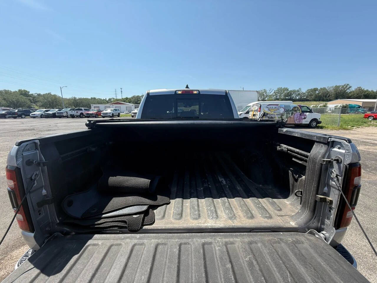 Used 2020 RAM 1500 Laramie image 25