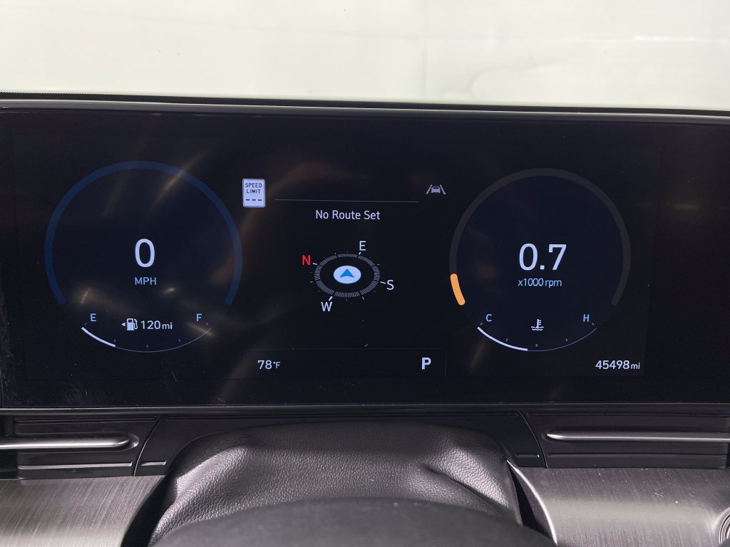 Certified 2024 Hyundai Kona Limited FWD image 21