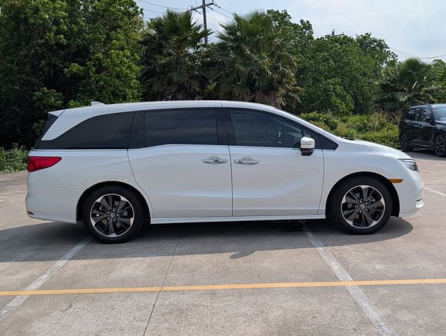 Used 2023 Honda Odyssey Elite image 4