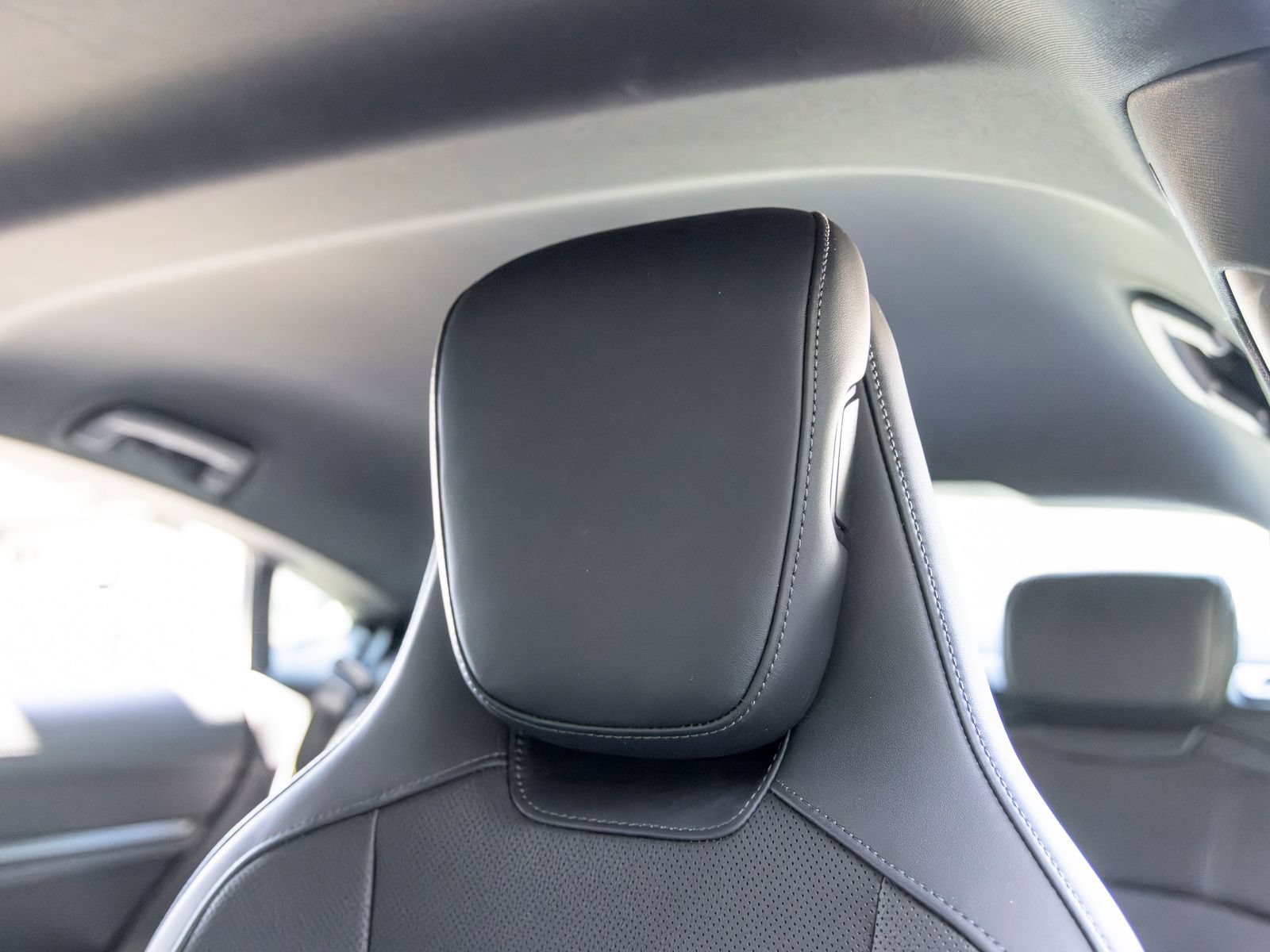 Certified 2025 Porsche Taycan 4S AWD/4WD image 33