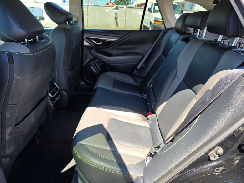 Used 2020 Subaru Outback Onyx Edition XT AWD/4WD image 18