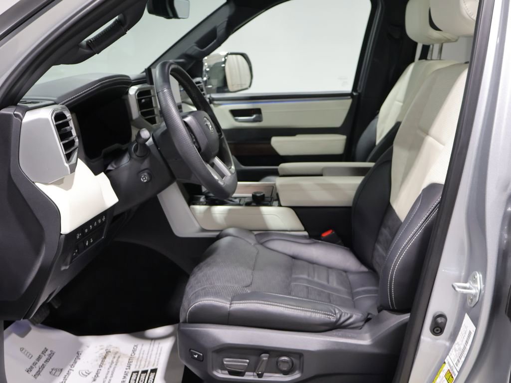 Used 2024 Toyota Sequoia Capstone AWD/4WD image 10