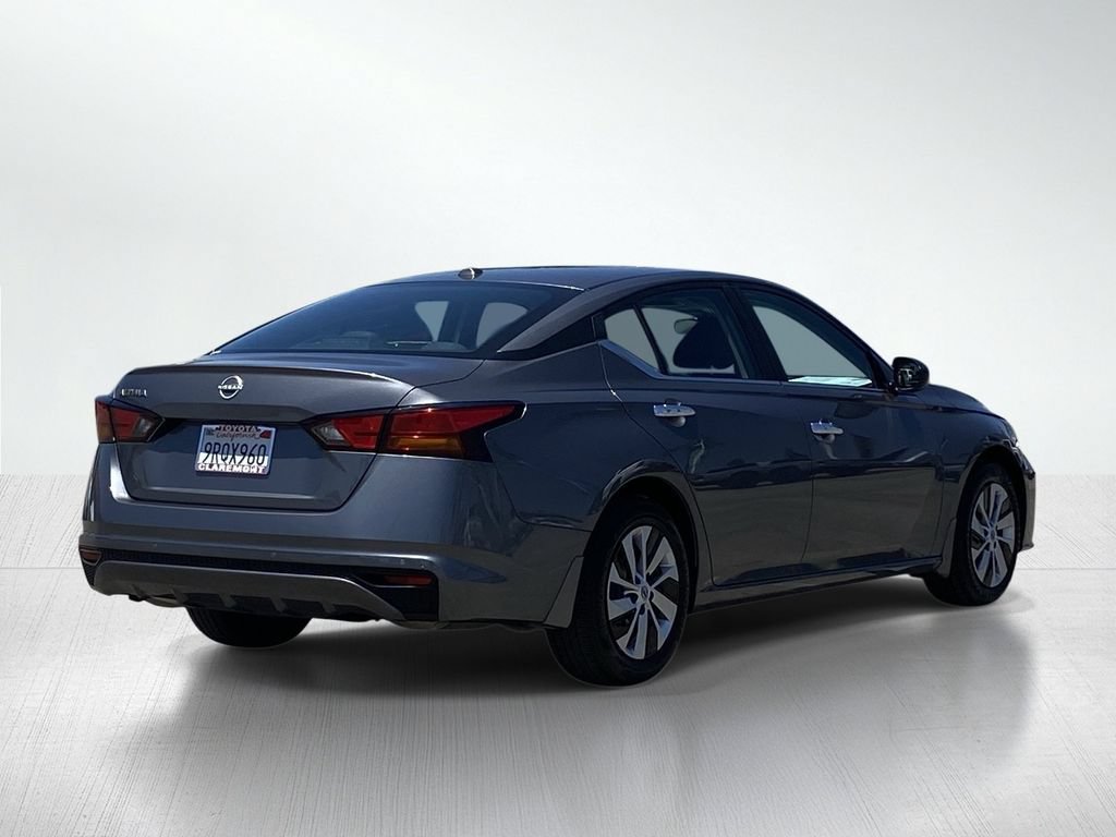Used 2025 Nissan Altima 2.5 S FWD image 8