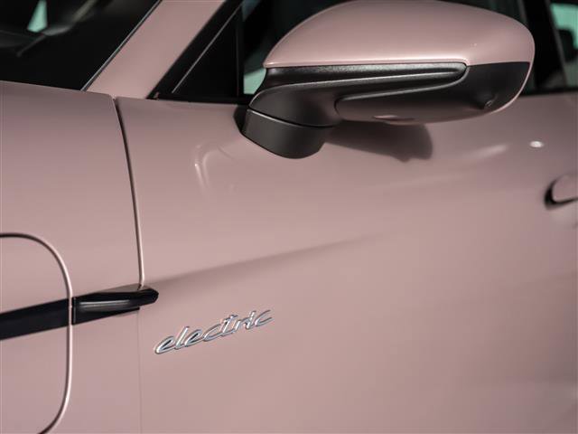 New 2025 Porsche Taycan image 16
