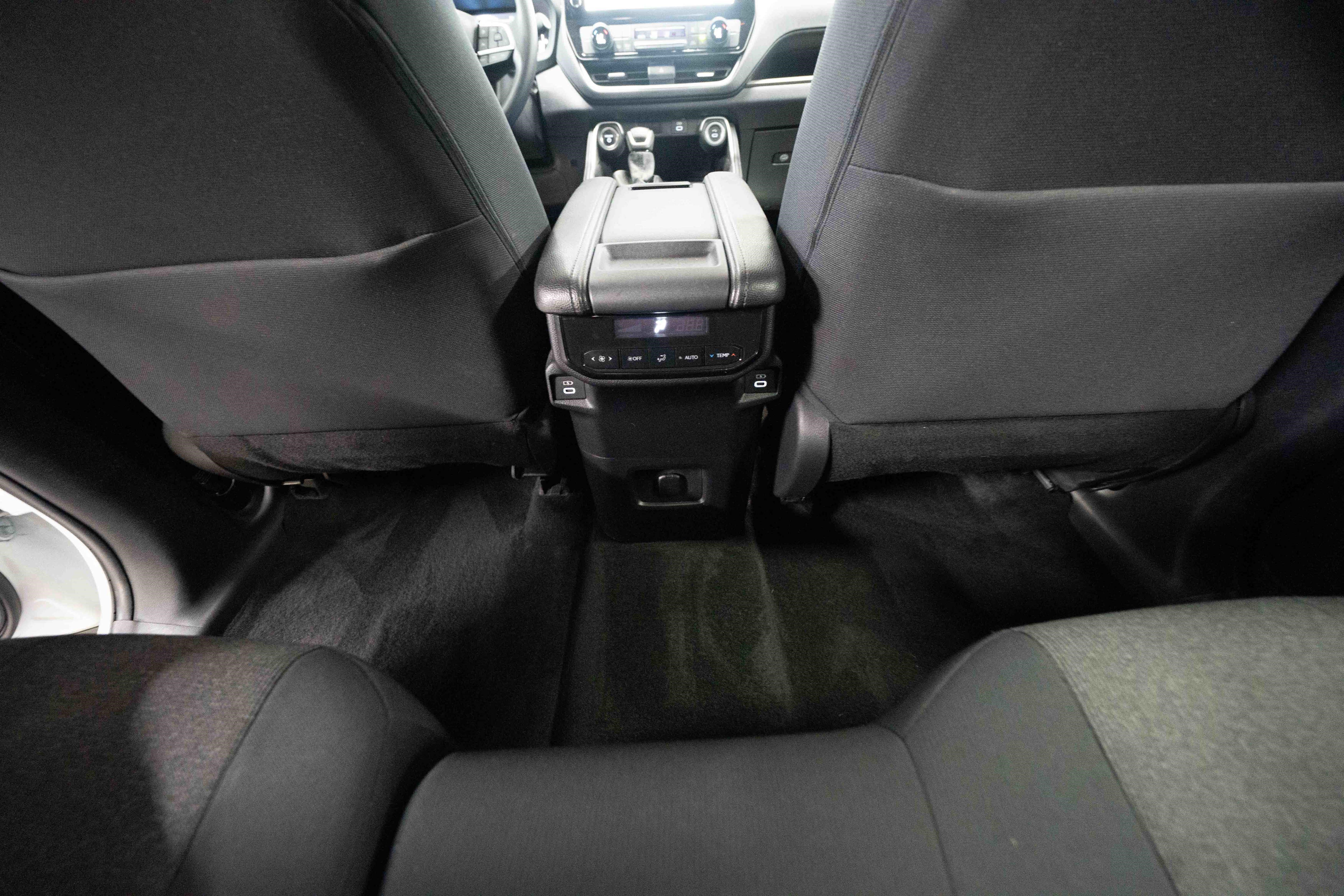 Used 2025 Toyota Grand Highlander AWD Hybrid image 22