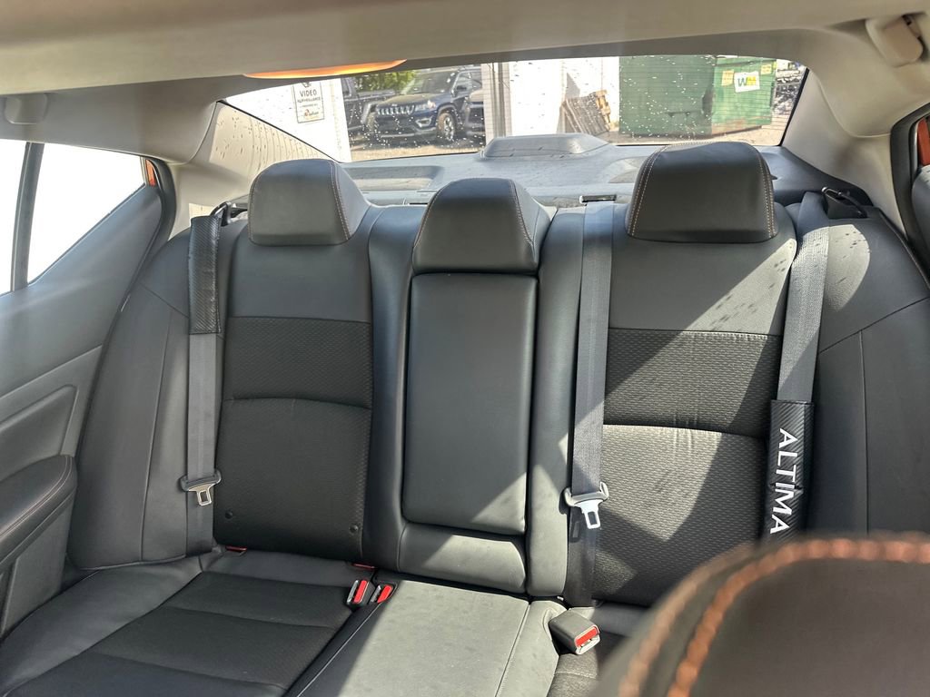 Used 2021 Nissan Altima 2.5 SR w/ SR Premium Package FWD image 47