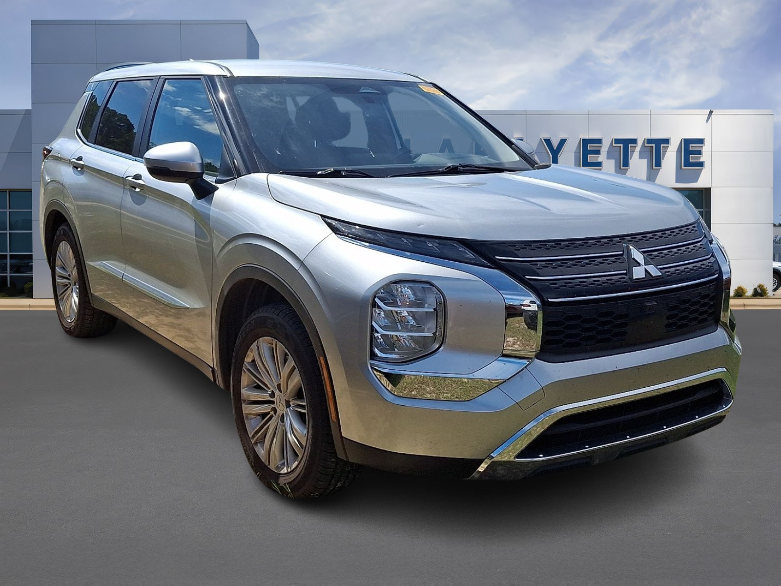 Used 2022 Mitsubishi Outlander ES