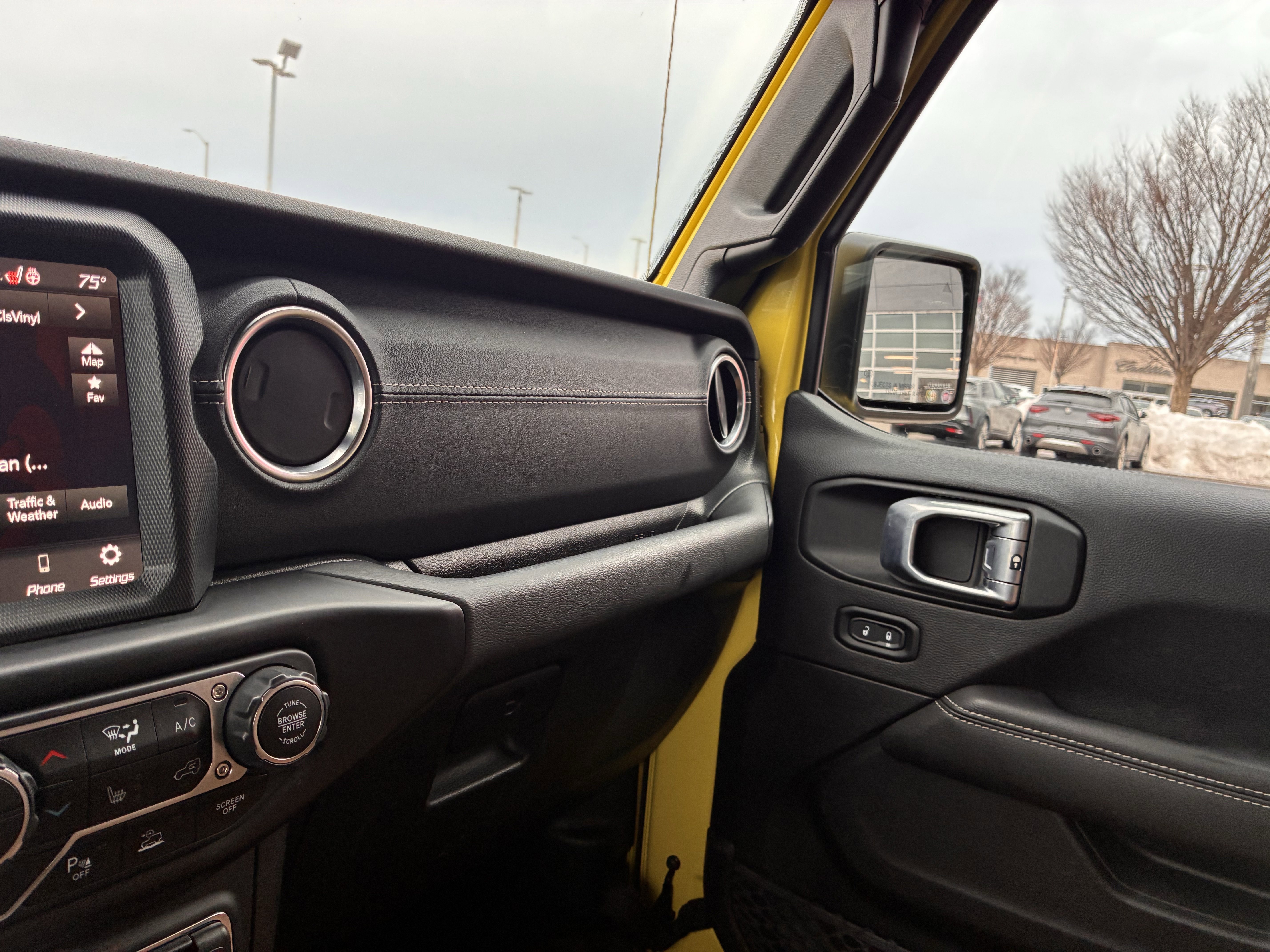 Used 2023 Jeep Wrangler Unlimited Sahara w/ Dual Top Group image 25