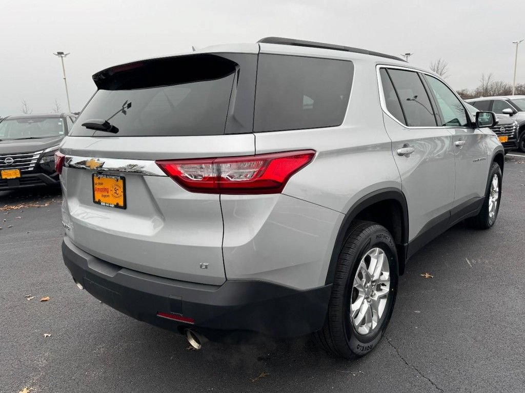 Used 2019 Chevrolet Traverse LT FWD image 3