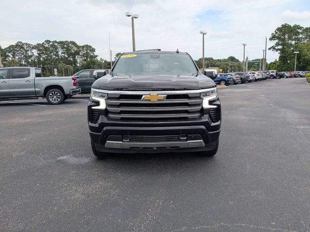 Used 2024 Chevrolet Silverado 1500 High Country w/ High Country Premium Package AWD/4WD image 8