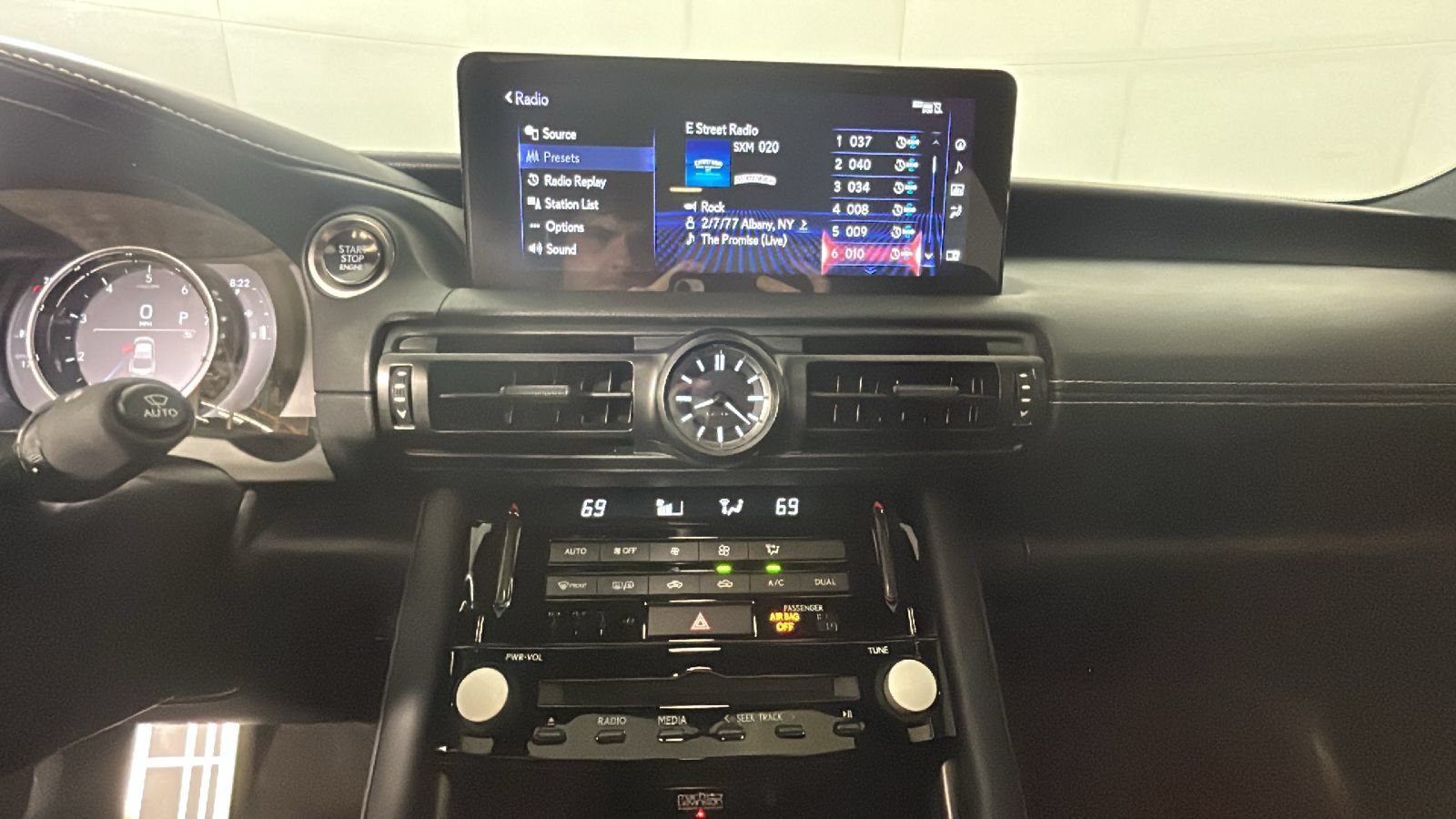 Used 2023 Lexus IS 350 F Sport AWD/4WD image 27