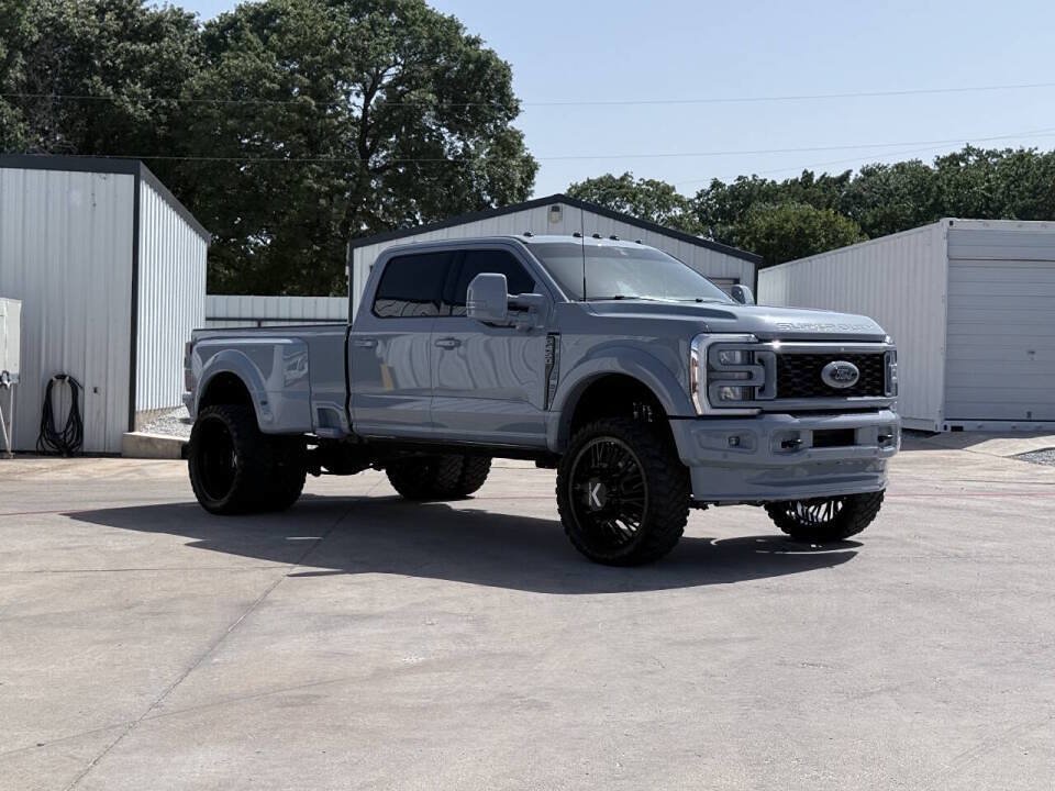 Used 2025 Ford F450 King Ranch w/ Chrome Package AWD/4WD image 1