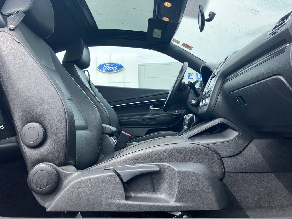 Used 2014 Volkswagen Eos FWD image 37