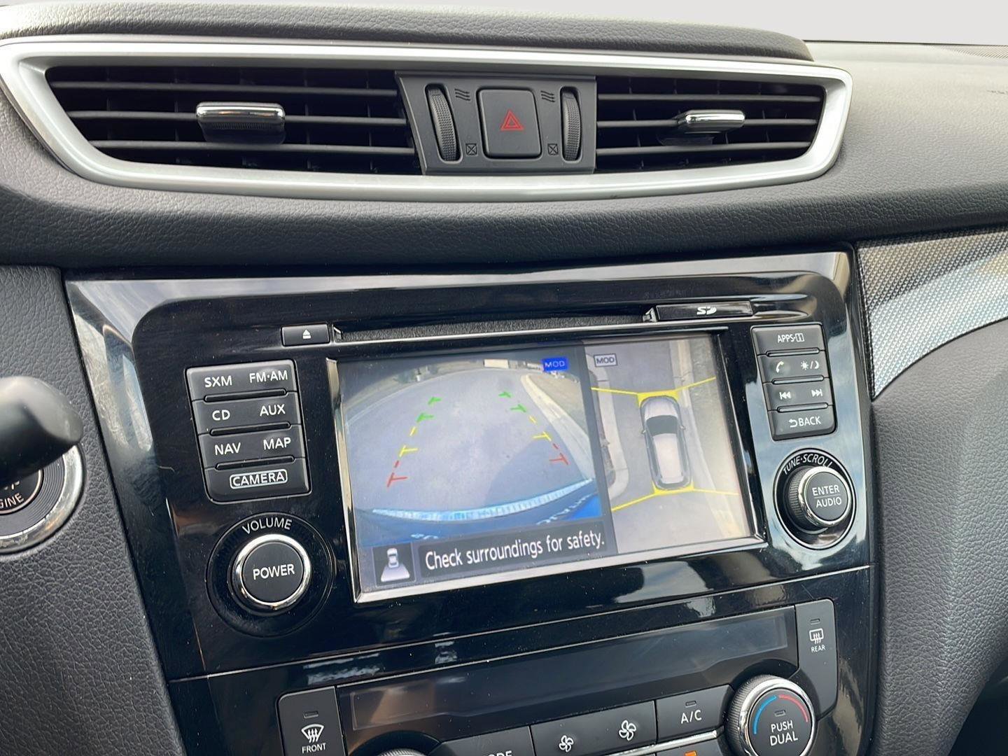 Used 2016 Nissan Rogue SL w/ SL Premium Package image 29