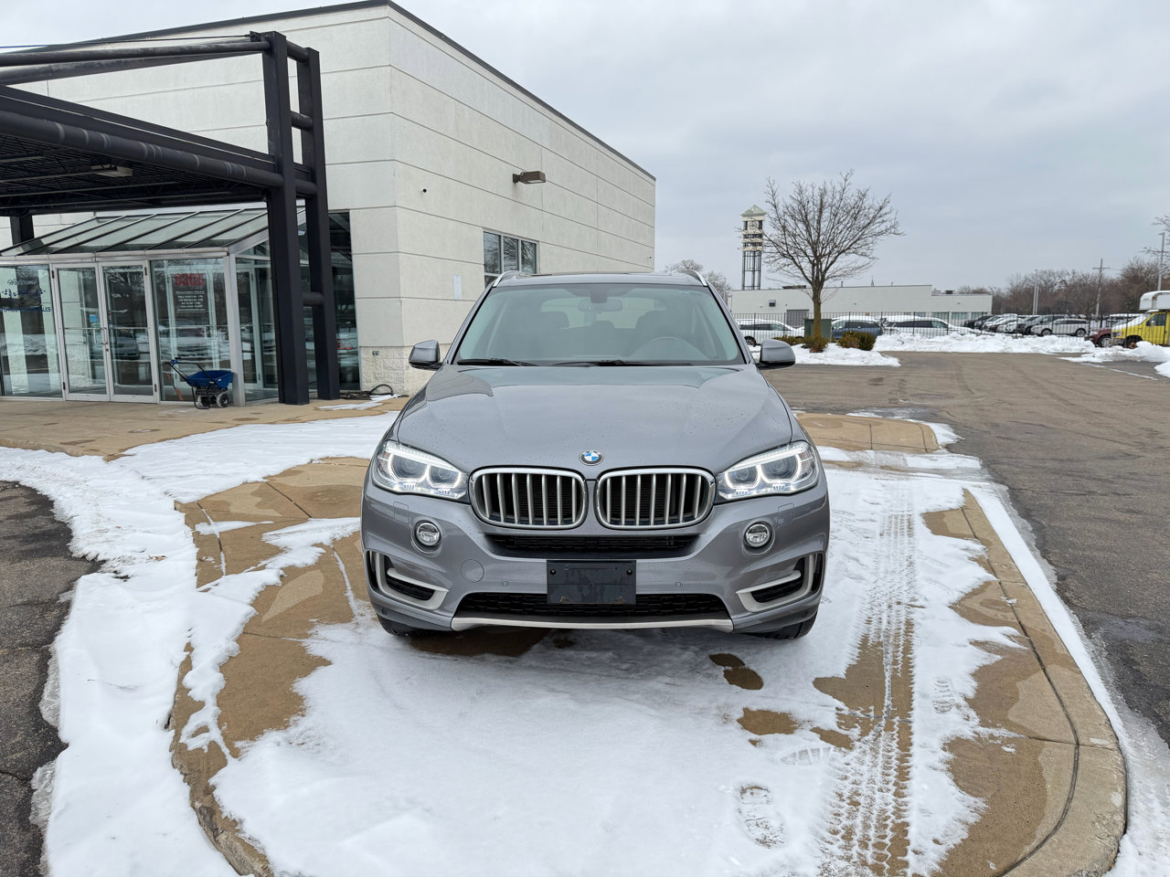 Used 2016 BMW X5 xDrive35i image 2