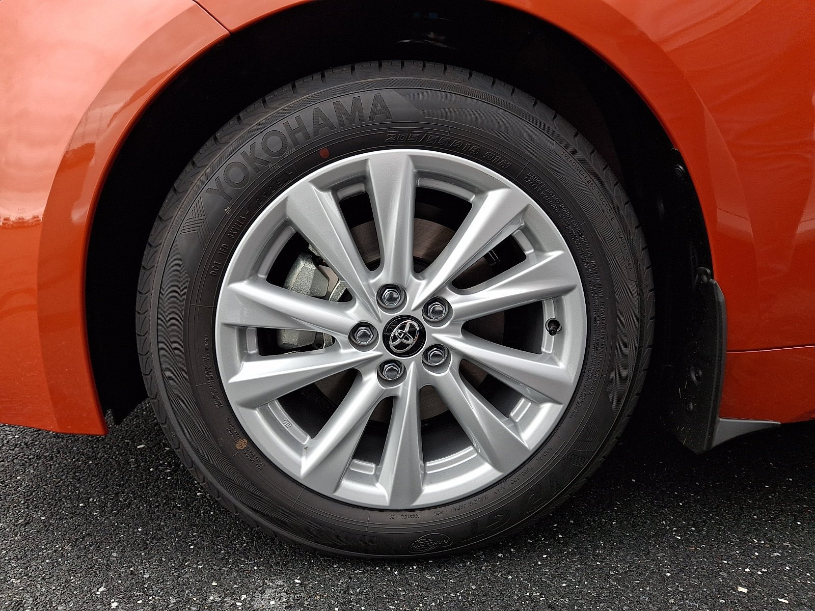 New 2027 Toyota Corolla SE FWD image 4