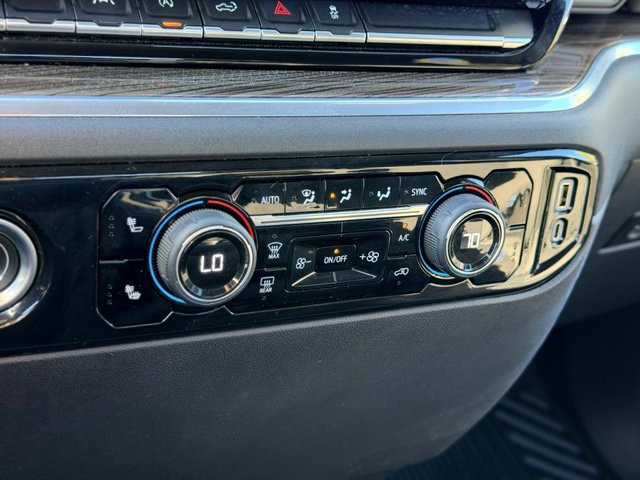 Used 2022 Chevrolet Silverado 1500 LT AWD/4WD image 18