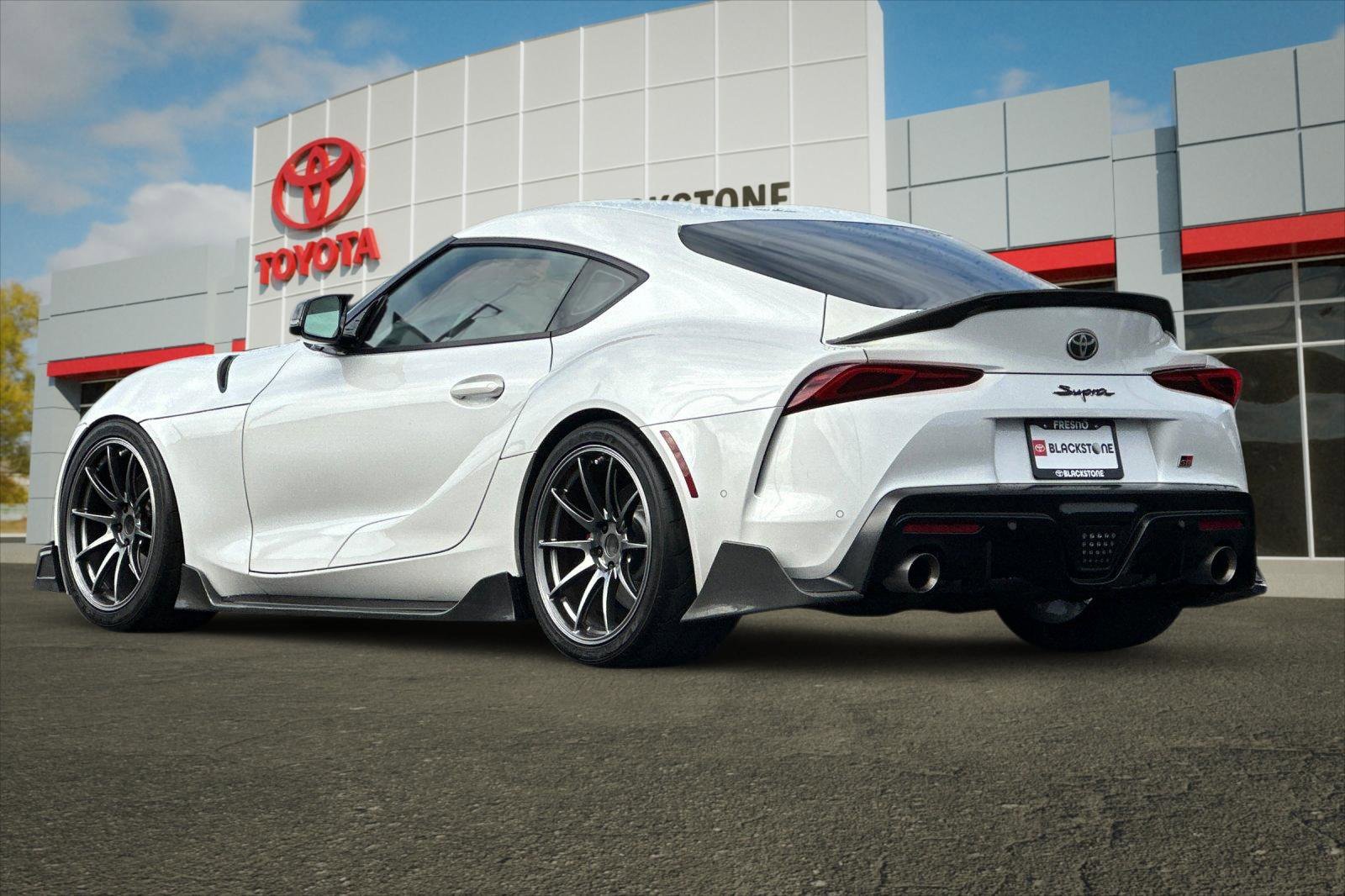 Used 2020 Toyota Supra Premium w/ Driver Assist Package RWD image 5